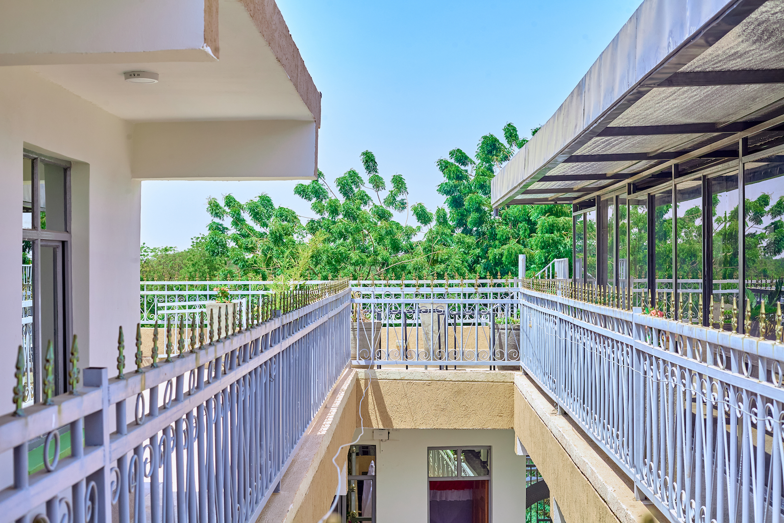 Outdoor balcony at Noah's Ark Hotel