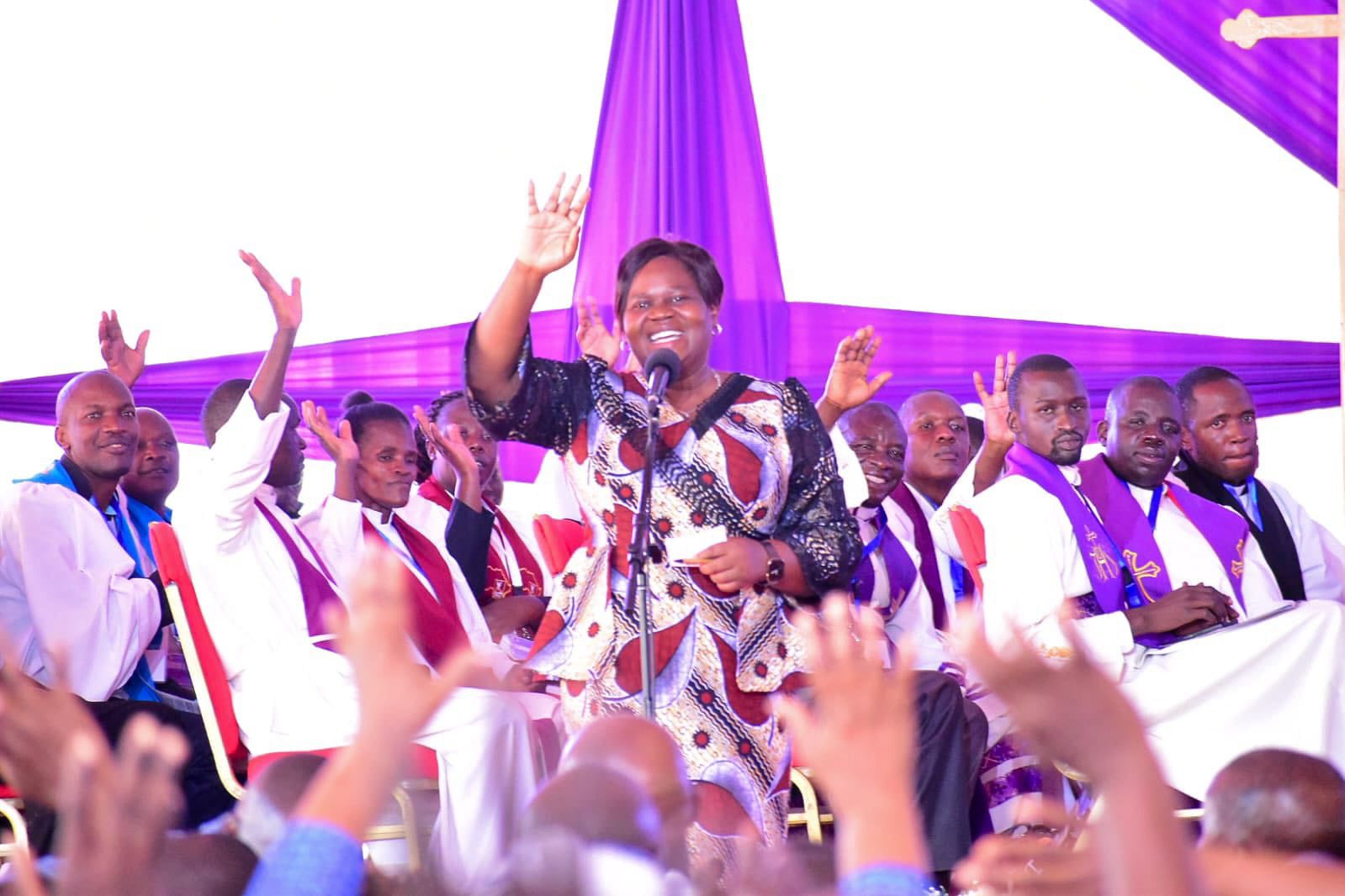 Homa Bay Govenror and ODM Chairperson Gladys Wanga in a church function in Bondo, Siaya County.