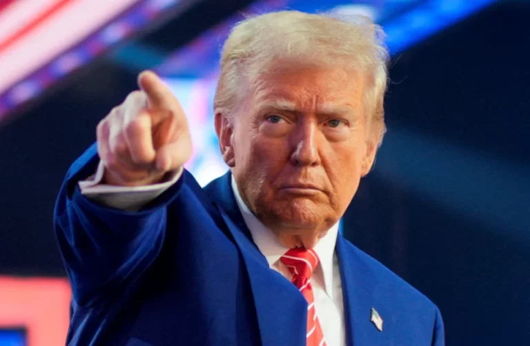 US-Iran Conflict Escalates: Trump Warns Military Action May Last Weeks Amid Gulf Attacks